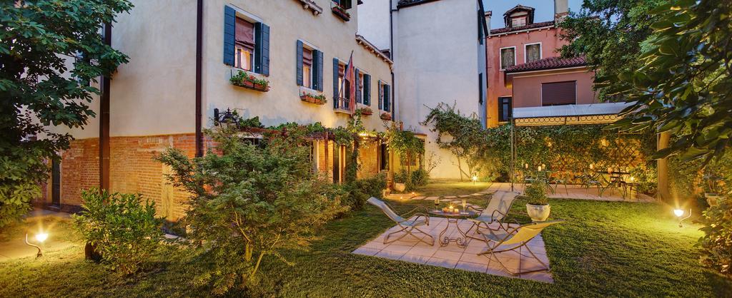 Bed and Breakfast Casa Rezzonico Венеция Экстерьер фото