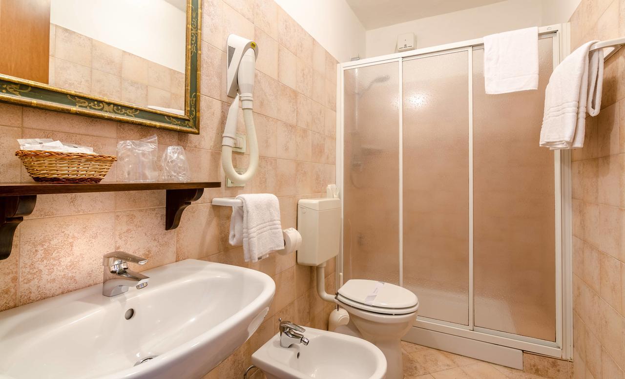 Bed and Breakfast Casa Rezzonico Венеция Экстерьер фото