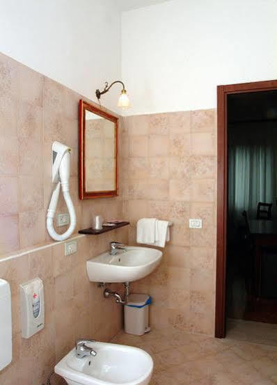 Bed and Breakfast Casa Rezzonico Венеция Экстерьер фото